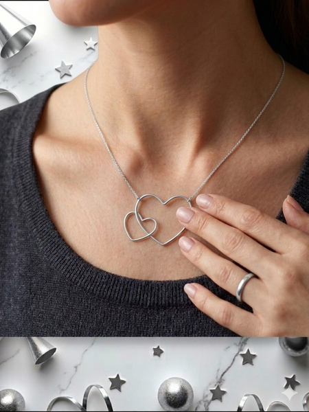 Collier coeurs doubles