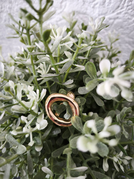 Bague O PM martelée