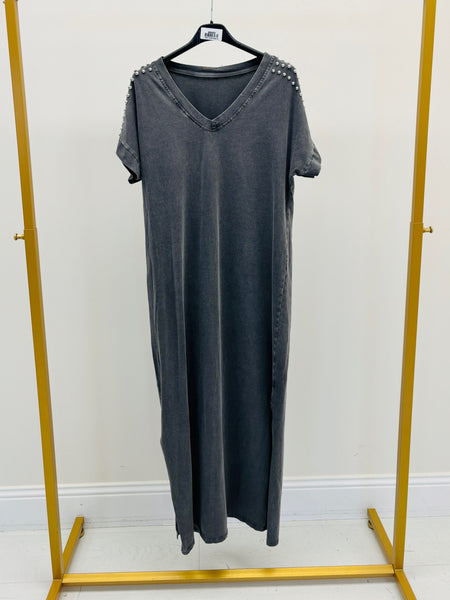 Robe Clous