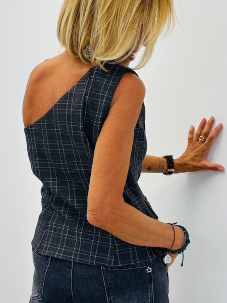 Top One Shoulder