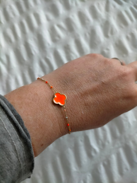 Bracelet fleur plate couleur