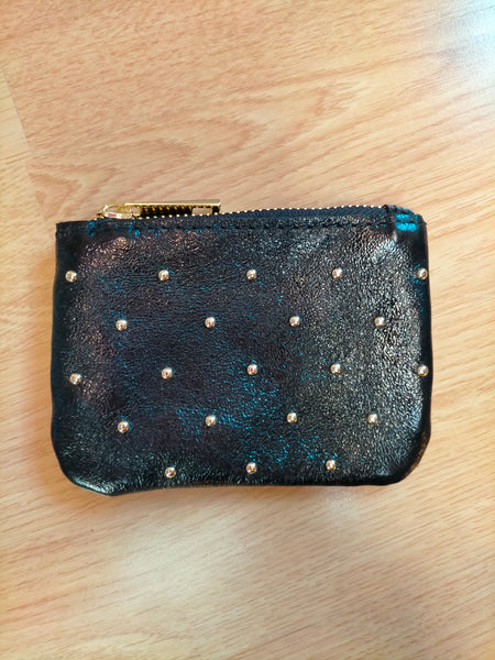 Pochette cloutée